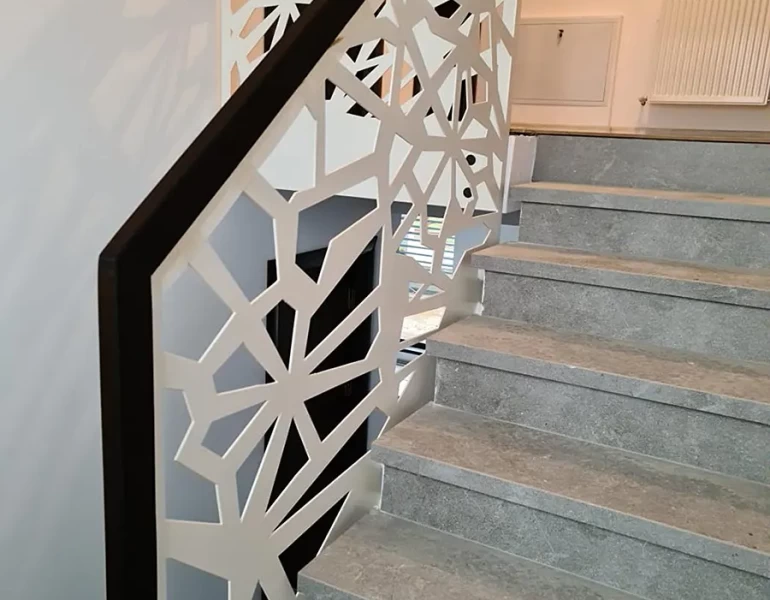 Balustrade interioare tabla decupata computerizat Cod: 1021-3