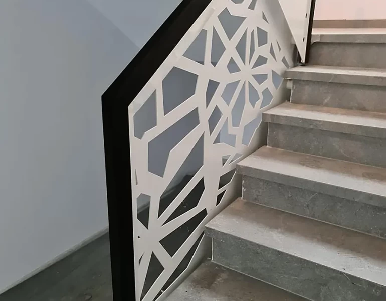 Balustrade interioare tabla decupata computerizat Cod: 1021-4