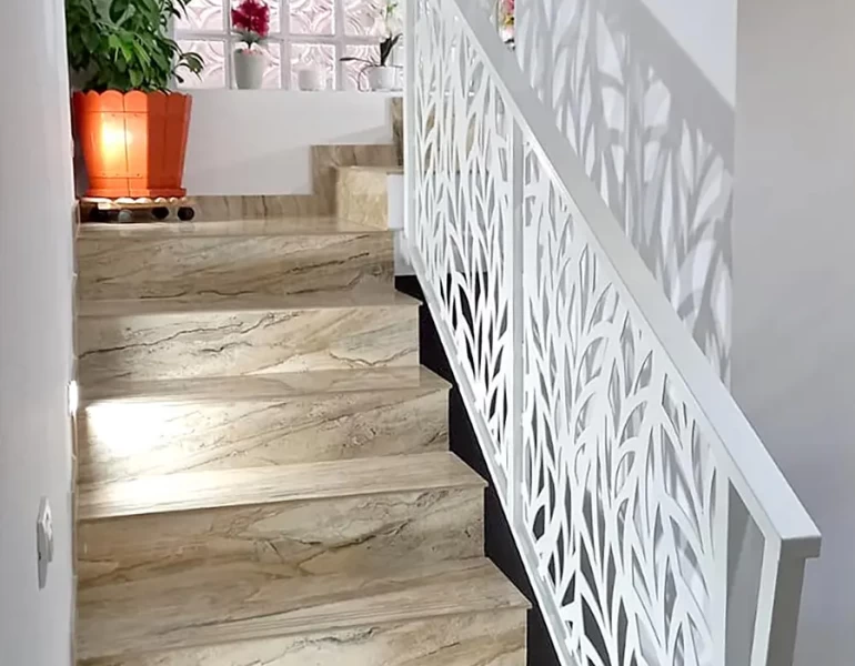 Balustrade interioare tabla decupata computerizat Cod: 1072-3